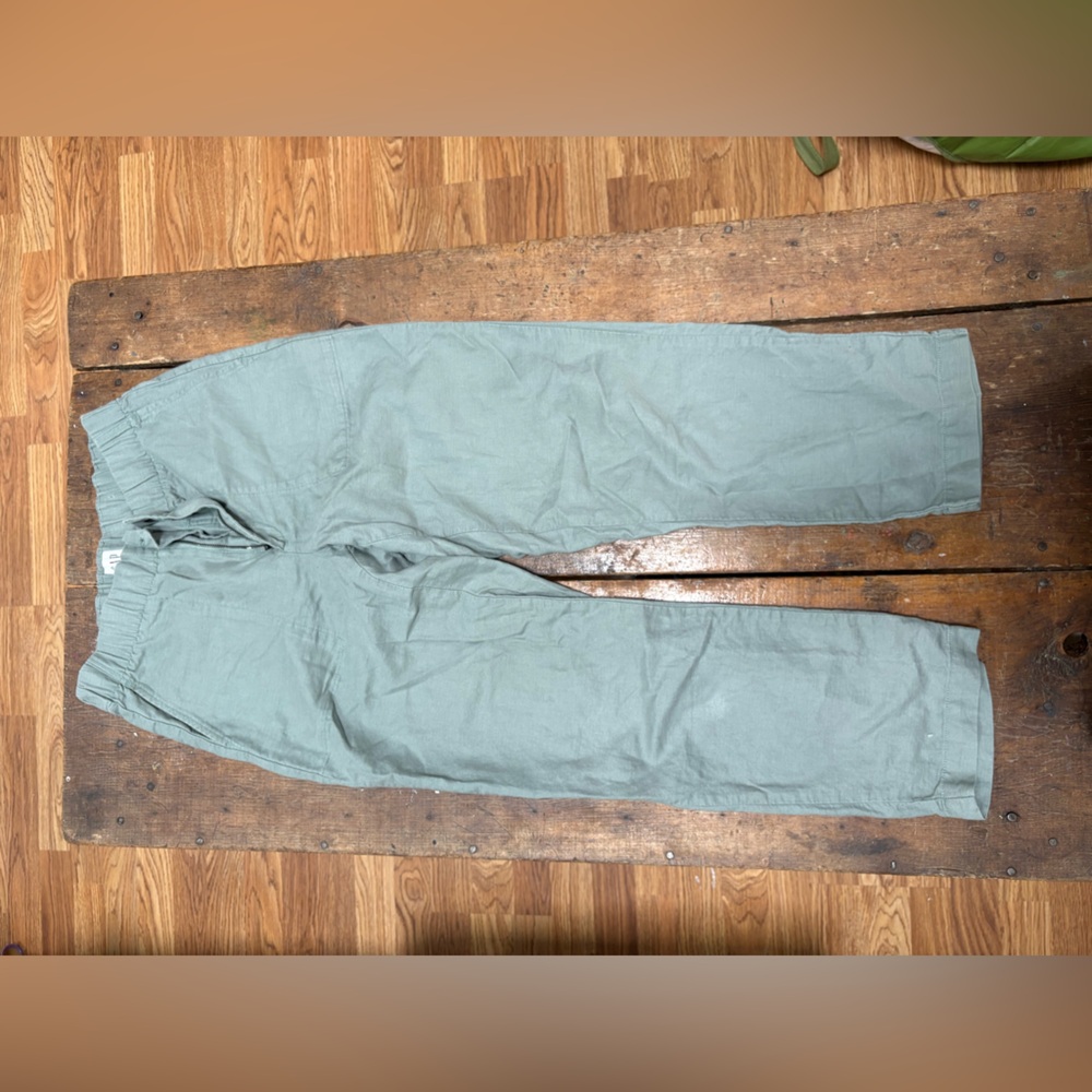 Sage green Gap linen blend pants, size2/small